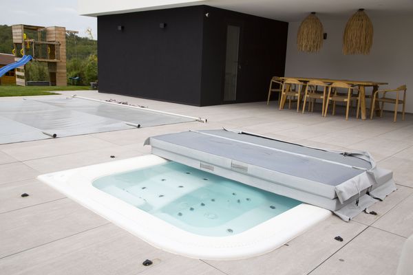 Aménagement SPA Jacuzzi - Neufgrange - Moselle