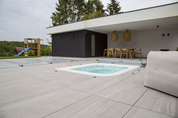 Aménagement SPA Jacuzzi - Neufgrange - Moselle